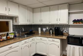 Tranquil Basement Apartment allows 18 year olds to book a room