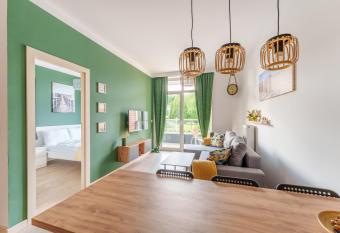 Apartament Veronese by HolidaySun has Balcony rooms