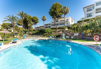 miraflores rancho has Balcony rooms