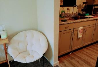 Big Horn Motel has Balcony rooms