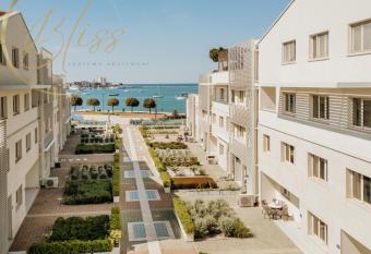 Supreme Apartment Bliss has Balcony rooms