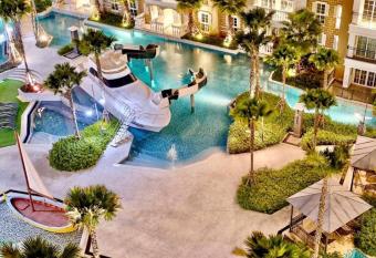 Seven Seas Cote D azur Poolaccess has Balcony rooms