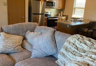 Close to the Bozeman airport has Balcony rooms