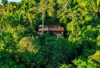 Ian Anderson Caves Branch Jungle Lodge has Balcony rooms