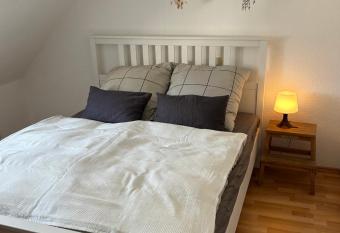 Gem  tliches privates Apartment has Balcony rooms