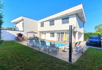 Villa Nin with private pool has Balcony rooms