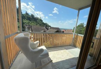 (null) allows 18 year olds to book a room