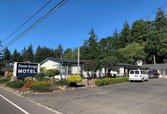 Ocean Breeze Motel has Balcony rooms