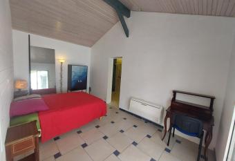 sable gris has Balcony rooms