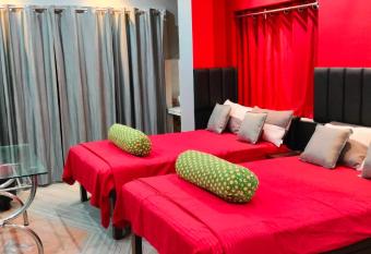 Nidhivan Homestay has Balcony rooms