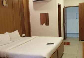 Hotel 67 Sixty seven has Balcony rooms