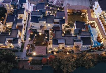 Blossom House Suzhou has Balcony rooms