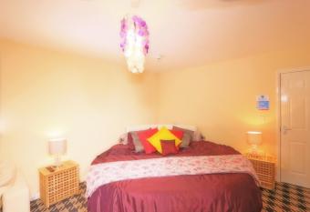 The Brown Horse Hotel allows 18 year olds to book a room