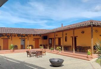 Hotel Campestre Ronda Ecuestre Rionegro has Balcony rooms