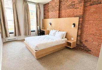 The Franklin allows 18 year olds to book a room