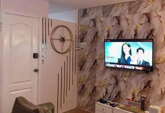 1-2 Bedrooms Moonscape Suite 115 has Balcony rooms