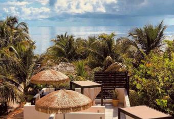 Caribbean Beach Cabanas - A PUR Hotel allows 18 year olds to book a room