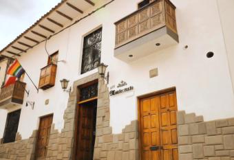 Hotel Montecristo Cusco allows 18 year olds to book a room