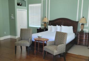 The Inn at 161 allows 18 year olds to book a room