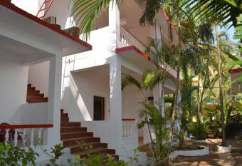 Seaprincess Guesthouse has Smoking/Balcony rooms