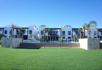 Apartment Oasis Beach La Zenia has Balcony rooms