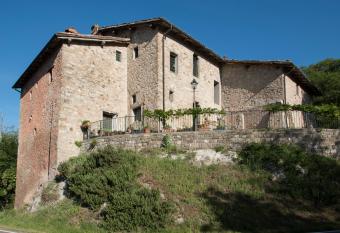 Wine Estate Folesano 13th century has Balcony rooms