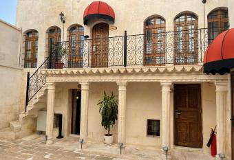 ABGAR Otel has Balcony rooms