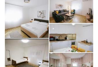 Apartman Fidelis has Balcony rooms