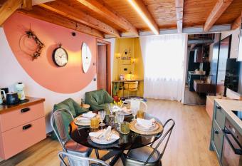 Garda Bliss Appartamento Vicino al lago di Garda has Balcony rooms