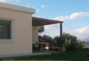 Kyparissi has Balcony rooms