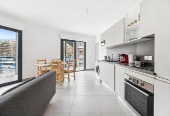 Le Cap Riviera - Centre- Parking priv   - Climatisation allows 18 year olds to book a room