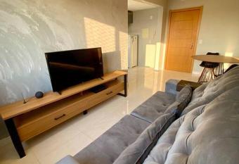 Apto aconchegante, exc localiz allows 18 year olds to book a room