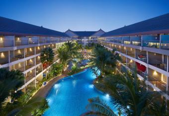 Ramada Encore by Wyndham Bali Seminyak has Balcony rooms