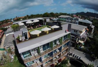 Cheeky Monkey s Samui has Balcony rooms