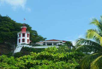 The Lighthouse Ocotal has rooms with a private hot tub