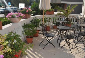 Villa L Aurora allows 18 year olds to book a room