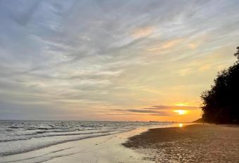 A Day Rayong has Balcony rooms