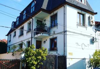 Bucharest Boutique Accommodation by Hotels has Balcony rooms