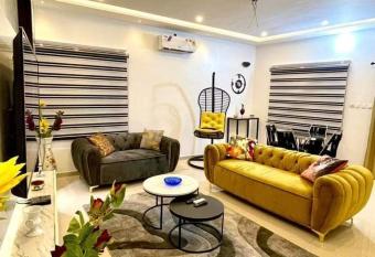 Luxe    CADJEHOUN allows 18 year olds to book a room