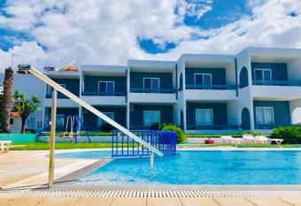 Sea View has Balcony rooms