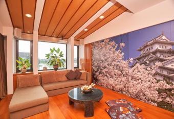 Memory Garden has Balcony rooms