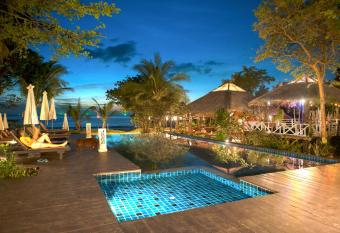 LaLaanta Hideaway Resort allows 18 year olds to book a room