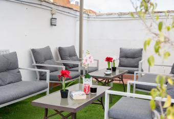 Hotel Marbella has Balcony rooms