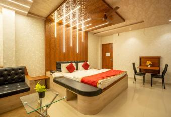 Seasons Suites koramangala has Smoking/Balcony rooms