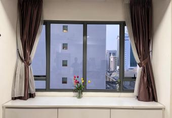 Da Men Studio Service Apartment allows 18 year olds to book a room