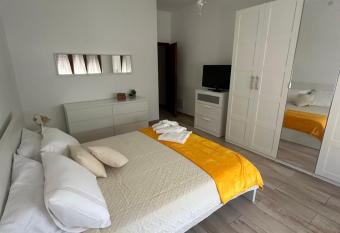 La Cannella has Balcony rooms