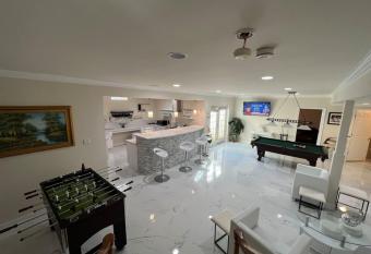 Pleasant, enjoyable and relaxing (Lower level) has Balcony rooms