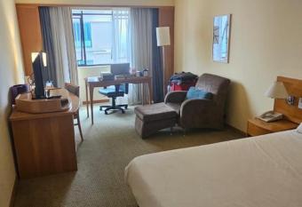 Sol Alphaville Flat completo lazer cama casal allows 18 year olds to book a room