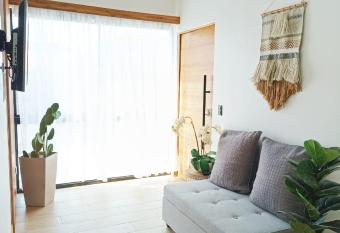 Valu allows 18 year olds to book a room