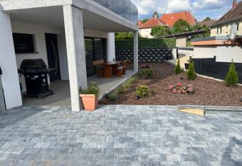 Moderne Ferienwohnung im Kurort Tengen-Neubau, Erstbezug has Balcony rooms